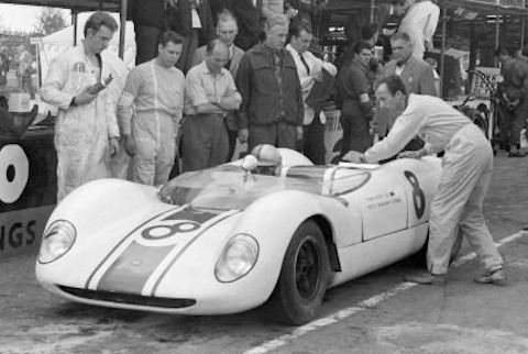 Brabham BT8 Race car pits Brabham BT8 Race car 1960s