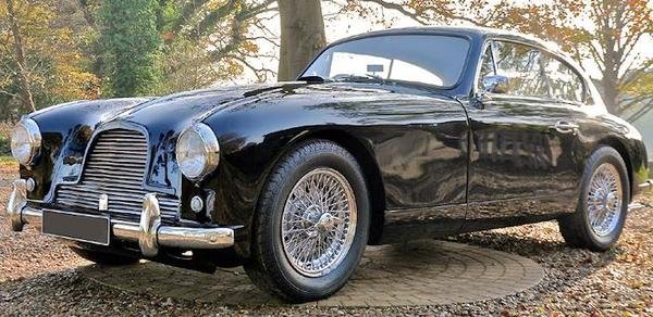Aston Martin DB2/4 (1953-1957)