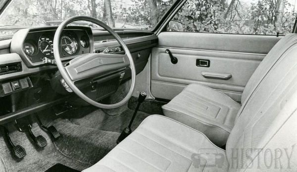 Austin Allegro Mk 2 interior