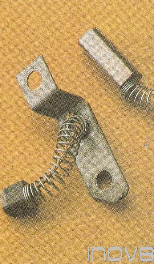 compare_alternator_brushes