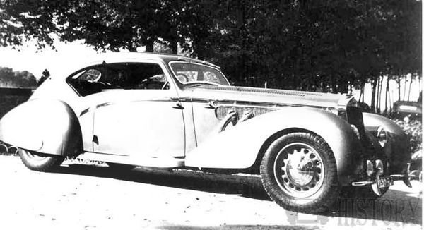 1937  Delage-D8-120 side view