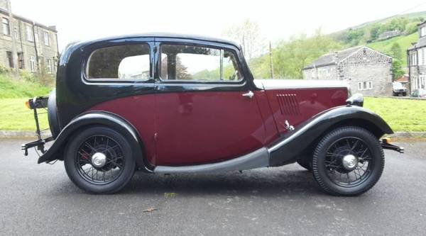 Morris Eight side view
