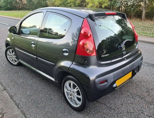 Peugeot 107 rear