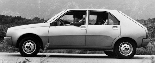 Renault 14 side