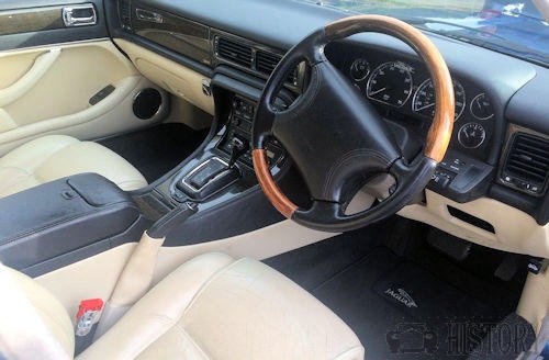 Jaguar XJ X300 interior