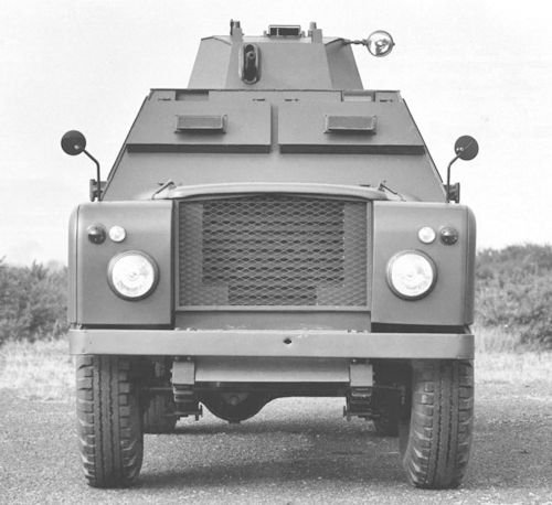 Land Rover Shorland armoured car front