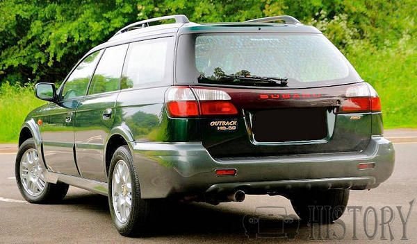 Subaru Outback Second generation rear view